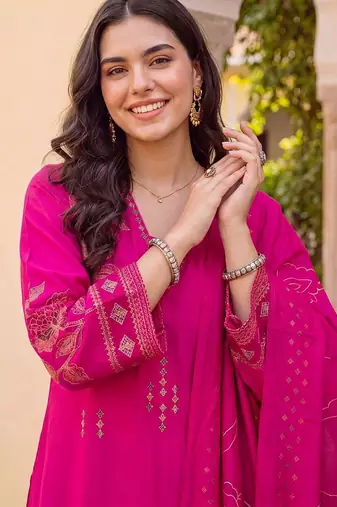 women floral printed regular kurta with palazzos & with dupatta