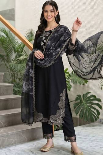 women ethnic motifs embroidered regular thread work kurta with trousers & with dupatta