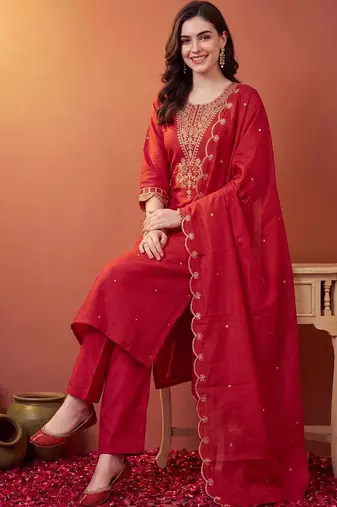 women ethnic motifs embroidered regular kurta with trousers & with dupatta