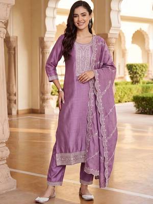 women ethnic motifs embroidered regular thread work kurta with trousers & with dupatta 1
