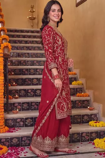 women ethnic motifs embroidered regular kurta with palazzos & with dupatta