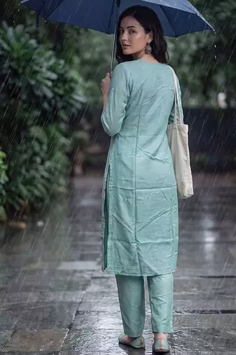 women ethnic motifs embroidered regular thread work kurta with trousers & with dupatta
