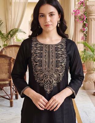 women ethnic motifs embroidered regular thread work cotton kurta with trousers 1