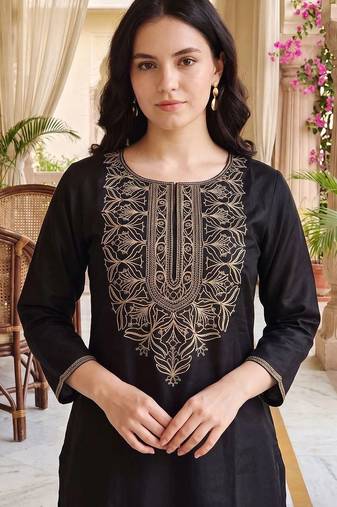 women ethnic motifs embroidered regular thread work cotton kurta with trousers