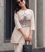 women printed regular kurta with trousers
