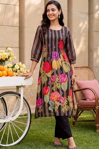 women floral printed regular beads and stones cotton kurta with trousers