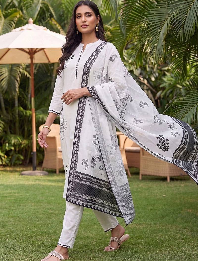 women floral printed regular cotton kurta with palazzos & with dupatta