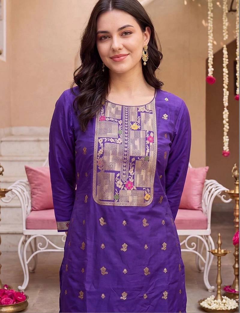 women ethnic motifs regular kurta with trousers & with dupatta