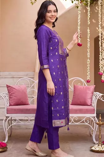women ethnic motifs regular kurta with trousers & with dupatta