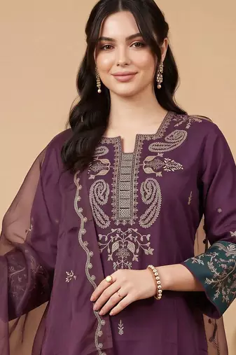 women ethnic motifs embroidered regular thread work kurta with trousers & with dupatta