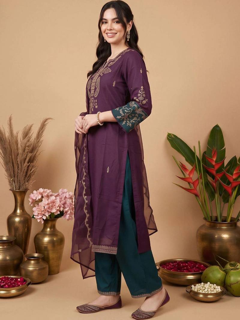 women ethnic motifs embroidered regular thread work kurta with trousers & with dupatta