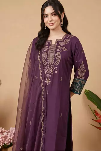 women ethnic motifs embroidered regular thread work kurta with trousers & with dupatta