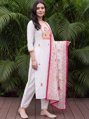women floral embroidered regular thread work cotton kurta with trousers & with dupatta 4