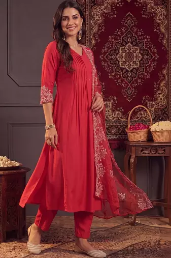 women ethnic motifs regular thread work kurta with trousers & with dupatta