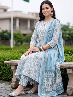 women floral printed empire cotton kurta with trousers & with dupatta 1