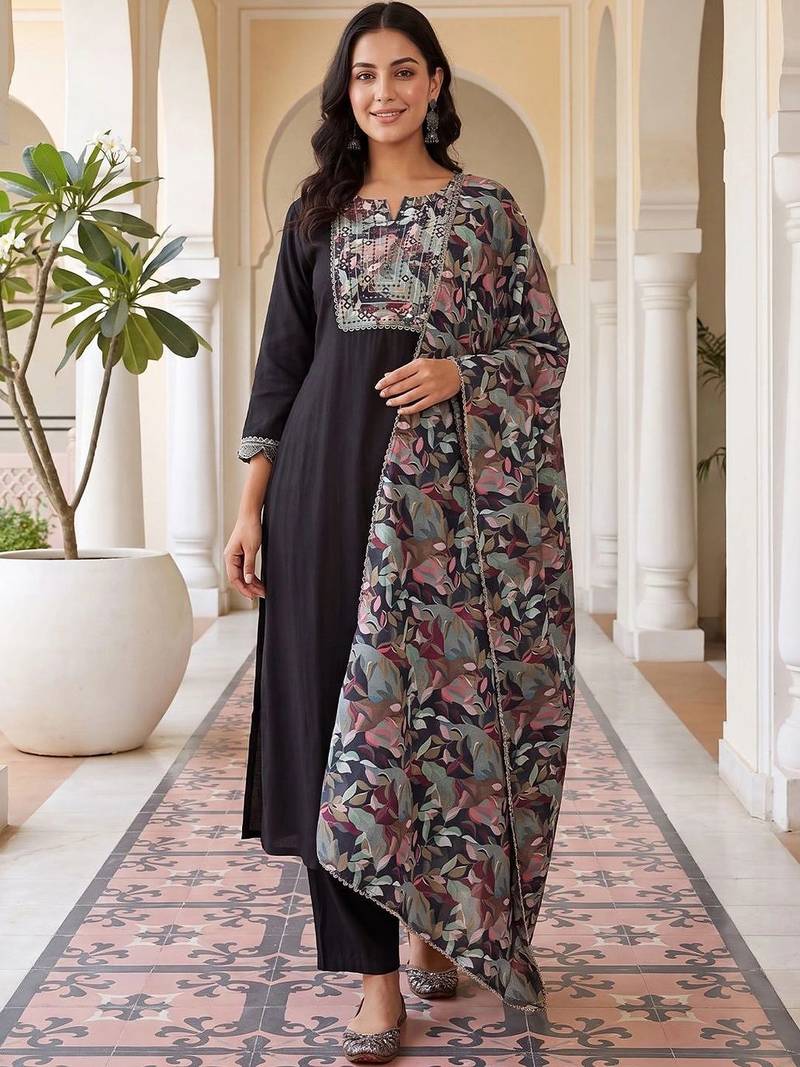 women ethnic motifs embroidered regular thread work kurta with trousers & with dupatta