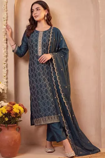 women embroidered regular thread work kurta with trousers & with dupatta