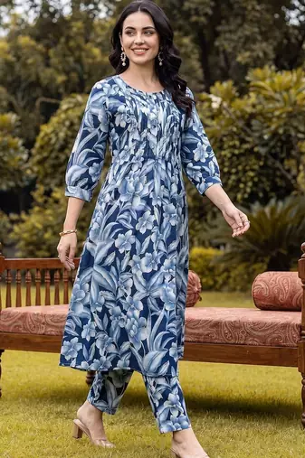 women floral printed regular cotton kurta with trousers