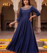 women ethnic motifs embroidered empire thread work kurta with trousers