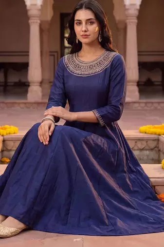 women ethnic motifs embroidered empire thread work kurta with trousers