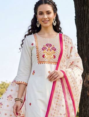 women ethnic motifs embroidered regular thread work cotton kurta with trousers & with dupatta 2