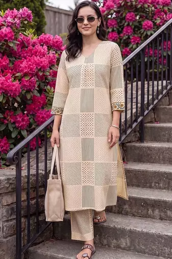 women printed regular cotton kurta with palazzos