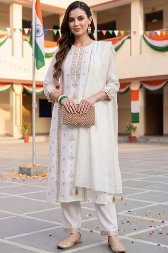 ethnic motifs embroidered regular thread work kurta with trousers & with dupatta