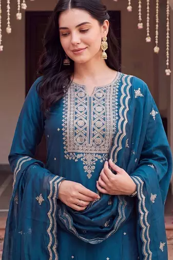 women ethnic motifs embroidered regular thread work kurta with trousers & with dupatta