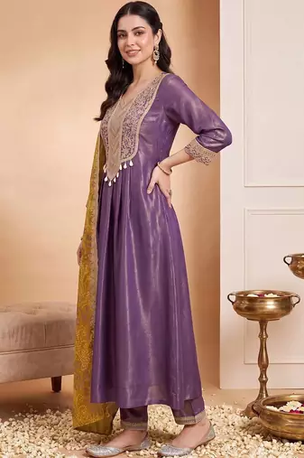 women ethnic motifs embroidered regular kurta with trousers & with dupatta