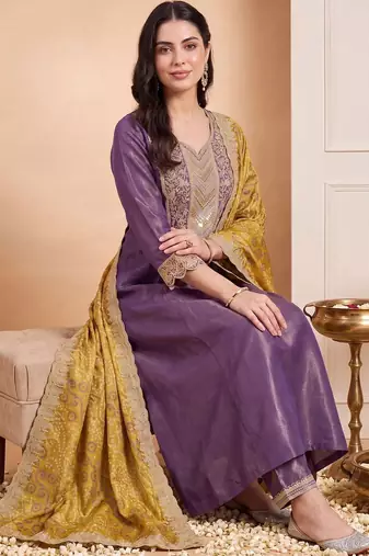 women ethnic motifs embroidered regular kurta with trousers & with dupatta