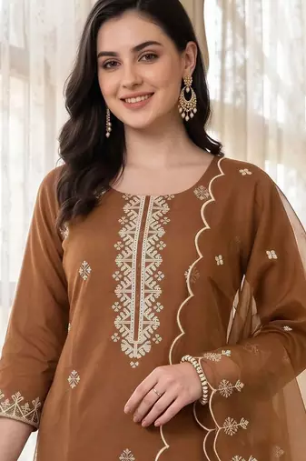 women ethnic motifs embroidered regular thread work kurta with trousers & with dupatta
