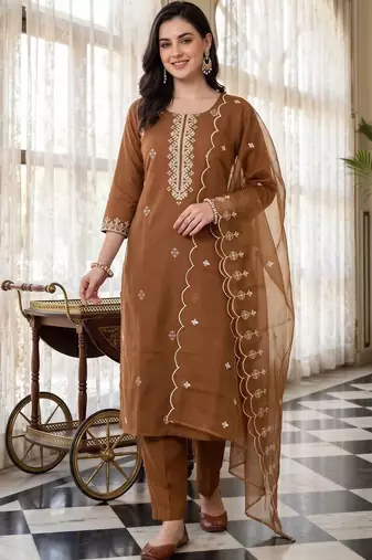 women ethnic motifs embroidered regular thread work kurta with trousers & with dupatta