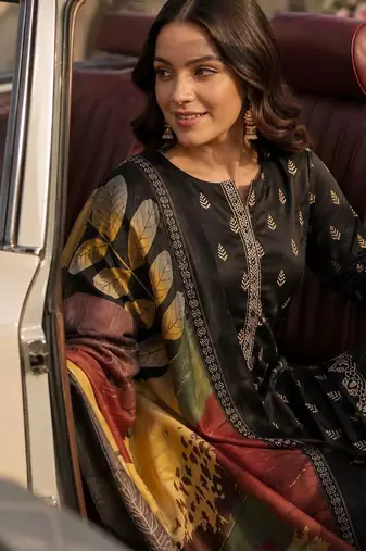 women ethnic motifs printed regular kurta with trousers & with dupatta