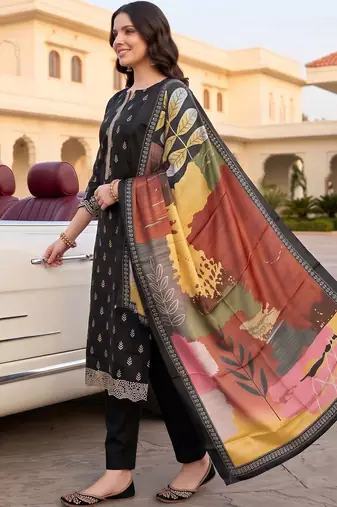 women ethnic motifs printed regular kurta with trousers & with dupatta