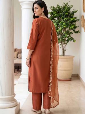 women ethnic motifs embroidered regular thread work liva kurta with trousers & with dupatta 3