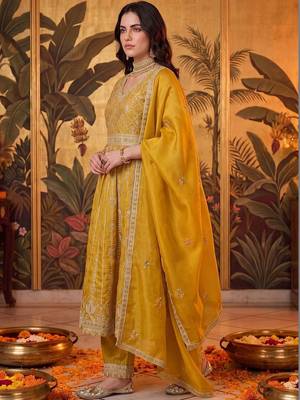women ethnic motifs embroidered empire kurta with trousers & with dupatta 4