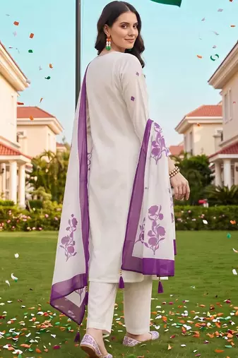 women floral printed regular kurta with trousers & with dupatta