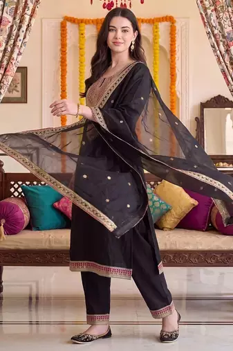 women ethnic motifs embroidered regular kurta with trousers & with dupatta