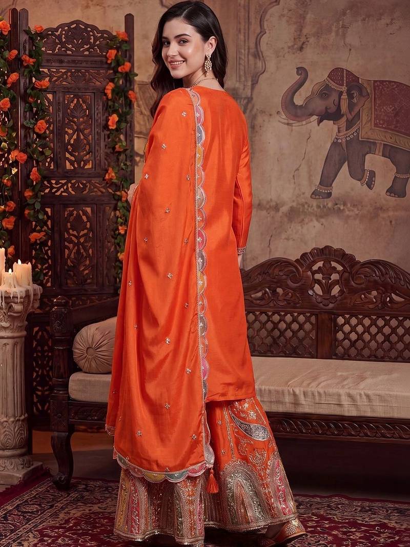 women ethnic motifs embroidered regular kurta with sharara & with dupatta