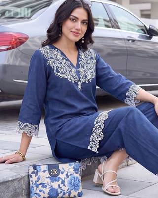 women ethnic motifs embroidered regular thread work linen kurta with palazzos 6