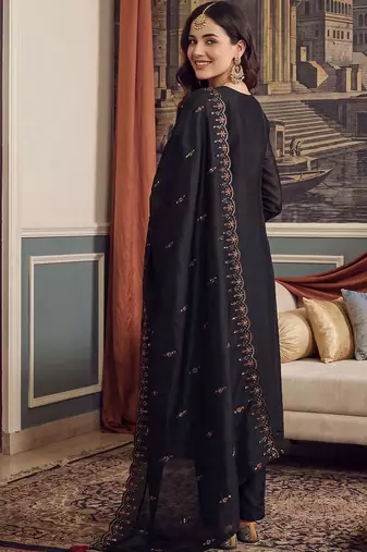 women ethnic motifs embroidered regular sequinned kurta with trousers & with dupatta