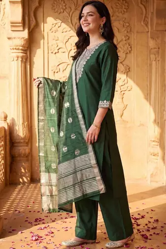 women ethnic motifs embroidered regular thread work liva kurta with trousers & with dupatta
