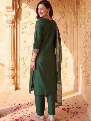women ethnic motifs embroidered regular thread work liva kurta with trousers & with dupatta 5