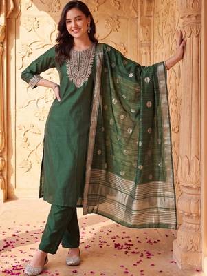 women ethnic motifs embroidered regular thread work liva kurta with trousers & with dupatta 6