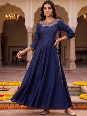 women ethnic motifs embroidered empire thread work kurta with pyjamas 6