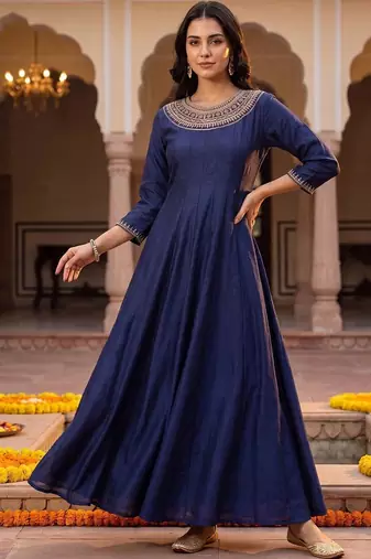women ethnic motifs embroidered empire thread work kurta with pyjamas