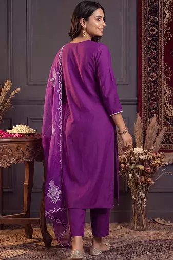 women floral embroidered regular thread work liva kurta with trousers & with dupatta