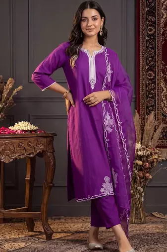 women floral embroidered regular thread work liva kurta with trousers & with dupatta