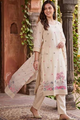 women ethnic motifs printed regular thread work kurta with trousers & with dupatta