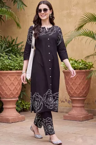 women floral printed regular cotton kurta with trousers